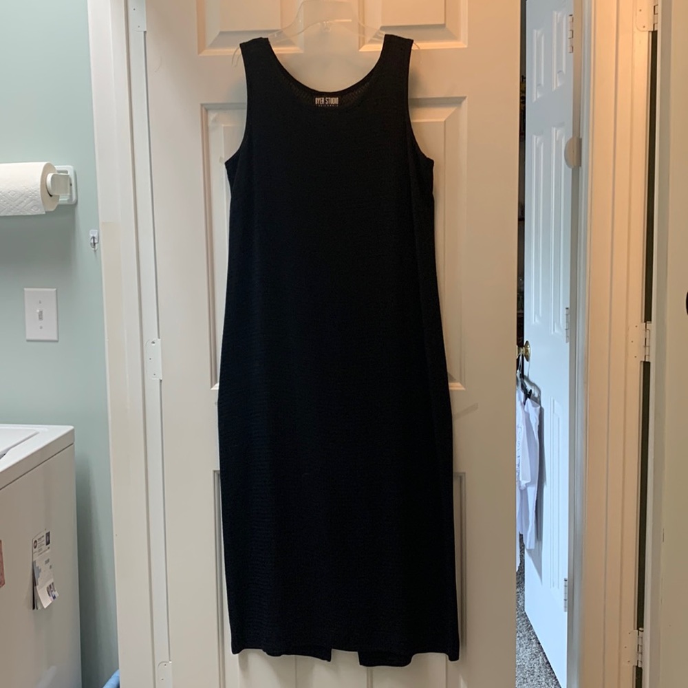 Beautiful Black Byer Studio California sleeveless Maxi Dress